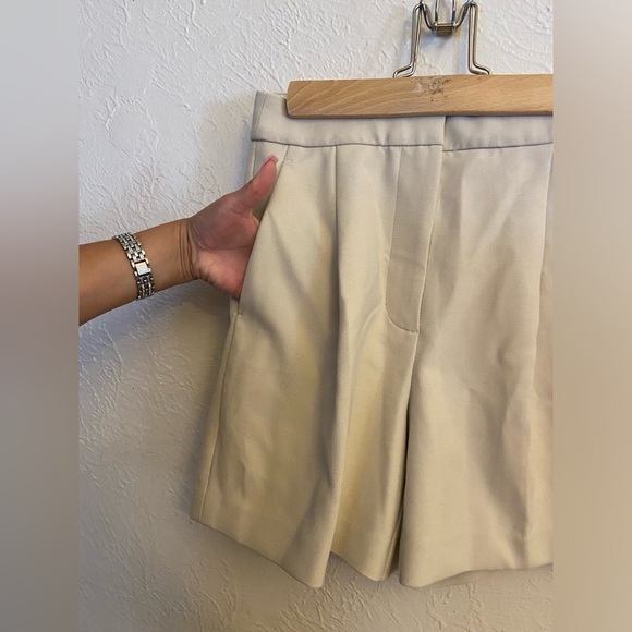 Wilfred  short - Picture 3 of 10